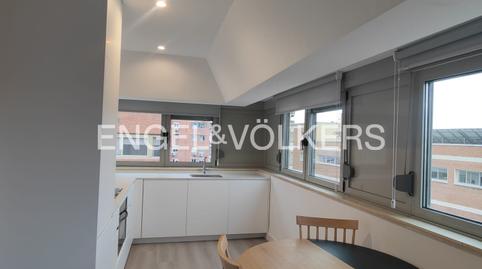 Foto 3 de Piso de alquiler en Av. de Alberto Alcocer, Hispanoamérica - Bernabéu,  Madrid Capital