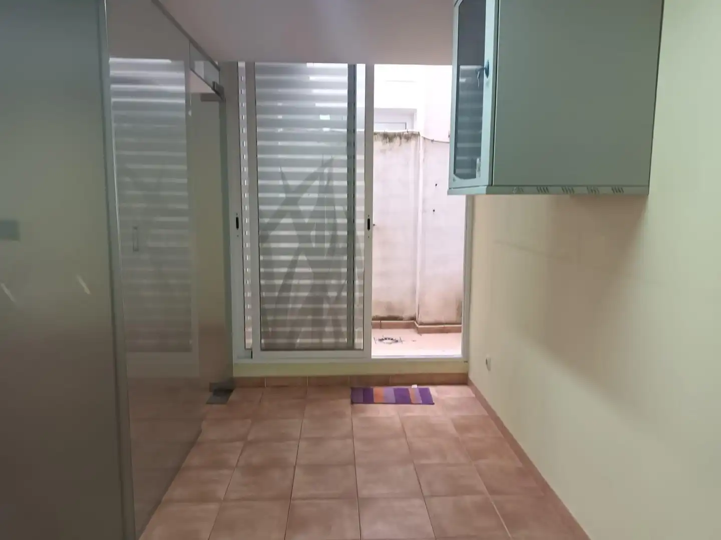 Ground floor for sale in Ontinyent  with Air Conditioner