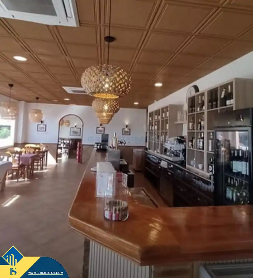 Local en venta en Torrevieja con Terraza y Amueblado