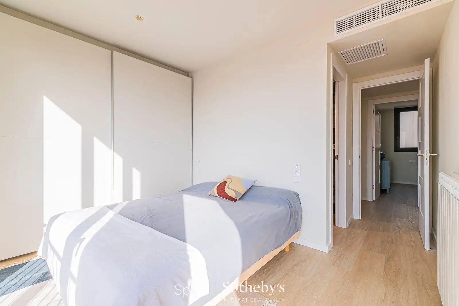 Duplex con ascensore in vendita a Gran Via de les Corts Catalanes, imagen 27