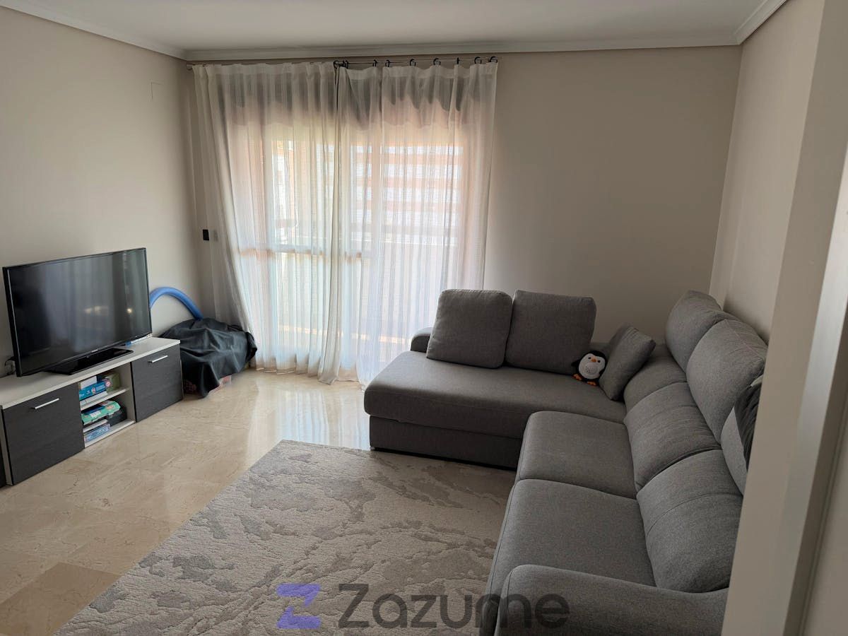 Sala d'estar de Pis de lloguer en  Córdoba Capital amb Aire condicionat, Calefacció i Jardí privat