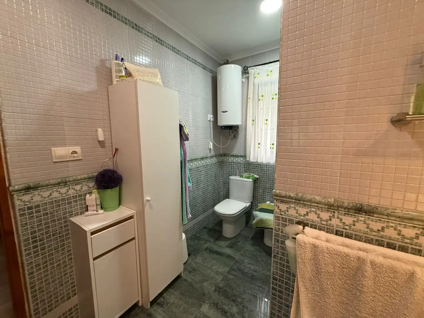 Badezimmer von Haus oder Chalet zum Verkauf in Elda mit Klimaanlage, Heizung und Privatgarten