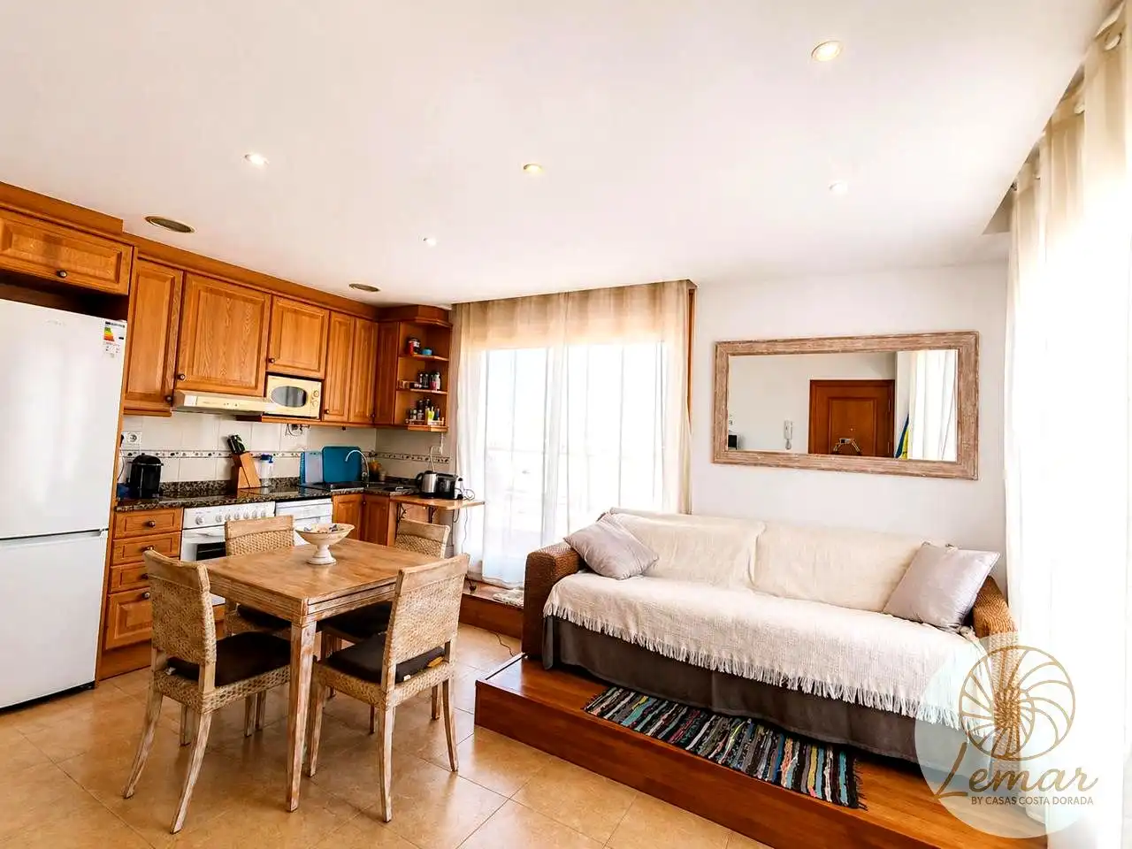 Wohnzimmer von Dachboden zum Verkauf in L'Ametlla de Mar  mit Klimaanlage, Heizung und Terrasse