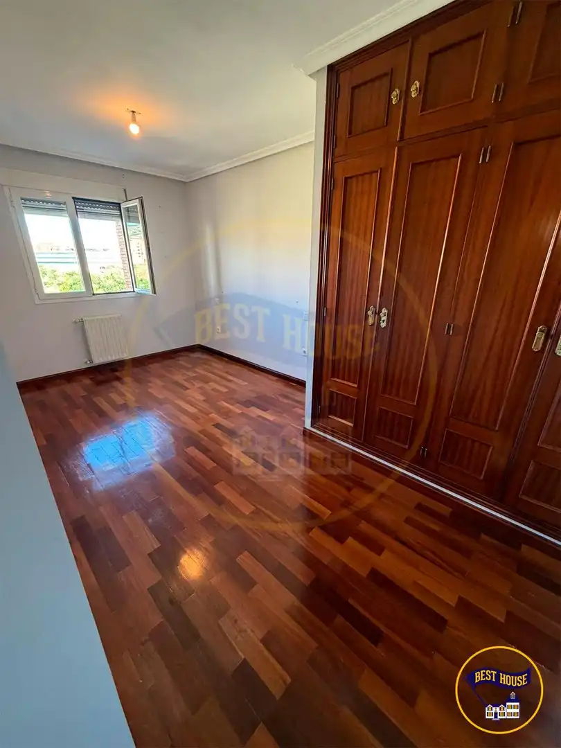 Habitación de Piso en venta en Cuenca con Calefacción y Trastero