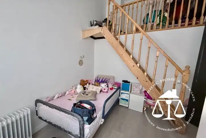 Dormitori de Casa adosada en venda en Sabadell amb Aire condicionat, Calefacció i Terrassa