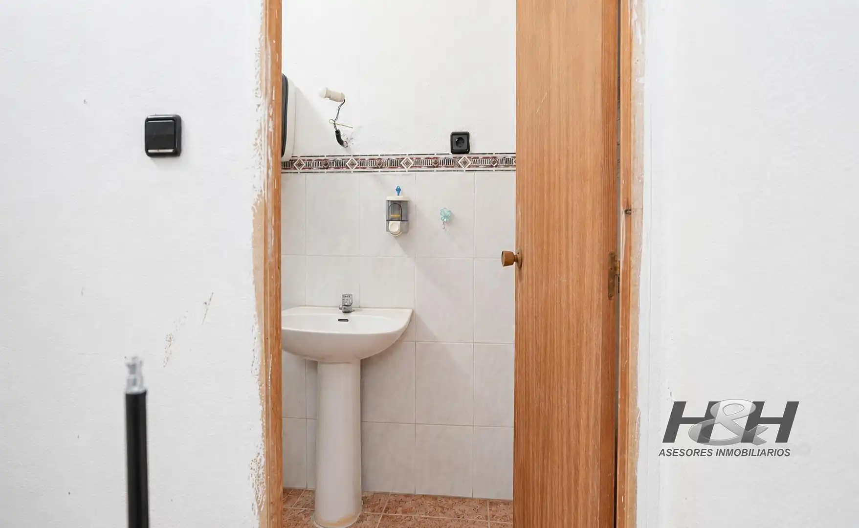Badezimmer von Geschaftsraum zum Verkauf in Burjassot
