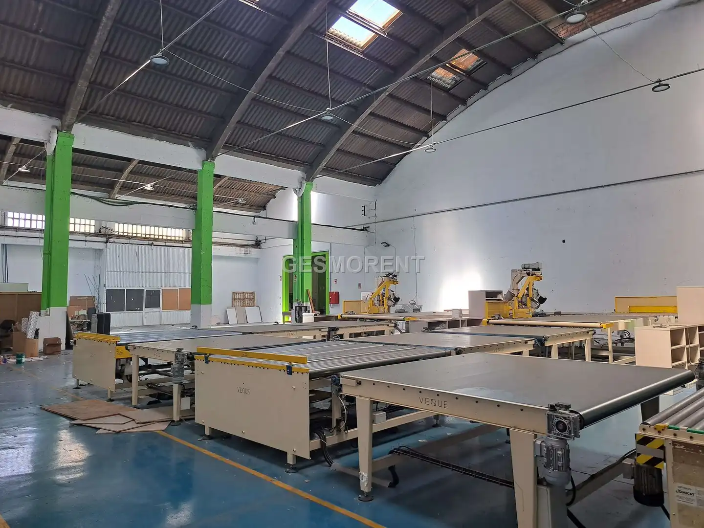 Nau industrial de lloguer en L'Hospitalet de Llobregat