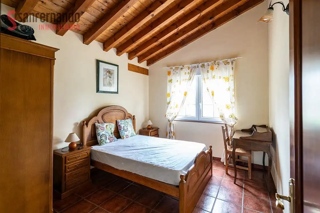 Habitación de Casa o chalet en venta en Santiurde de Toranzo con Calefacción y Terraza