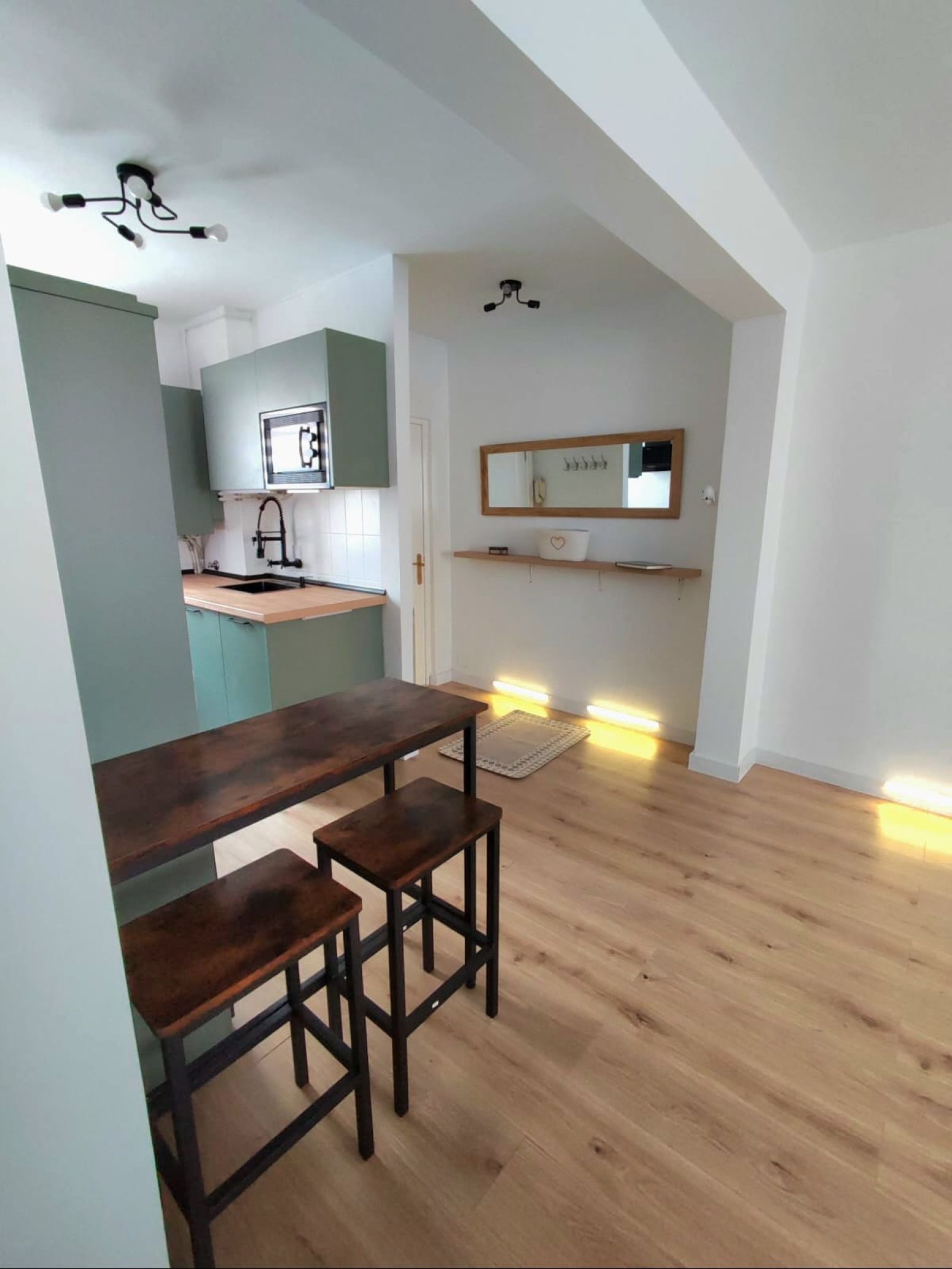 Cuina de Pis en venda en Santander amb Calefacció i Moblat