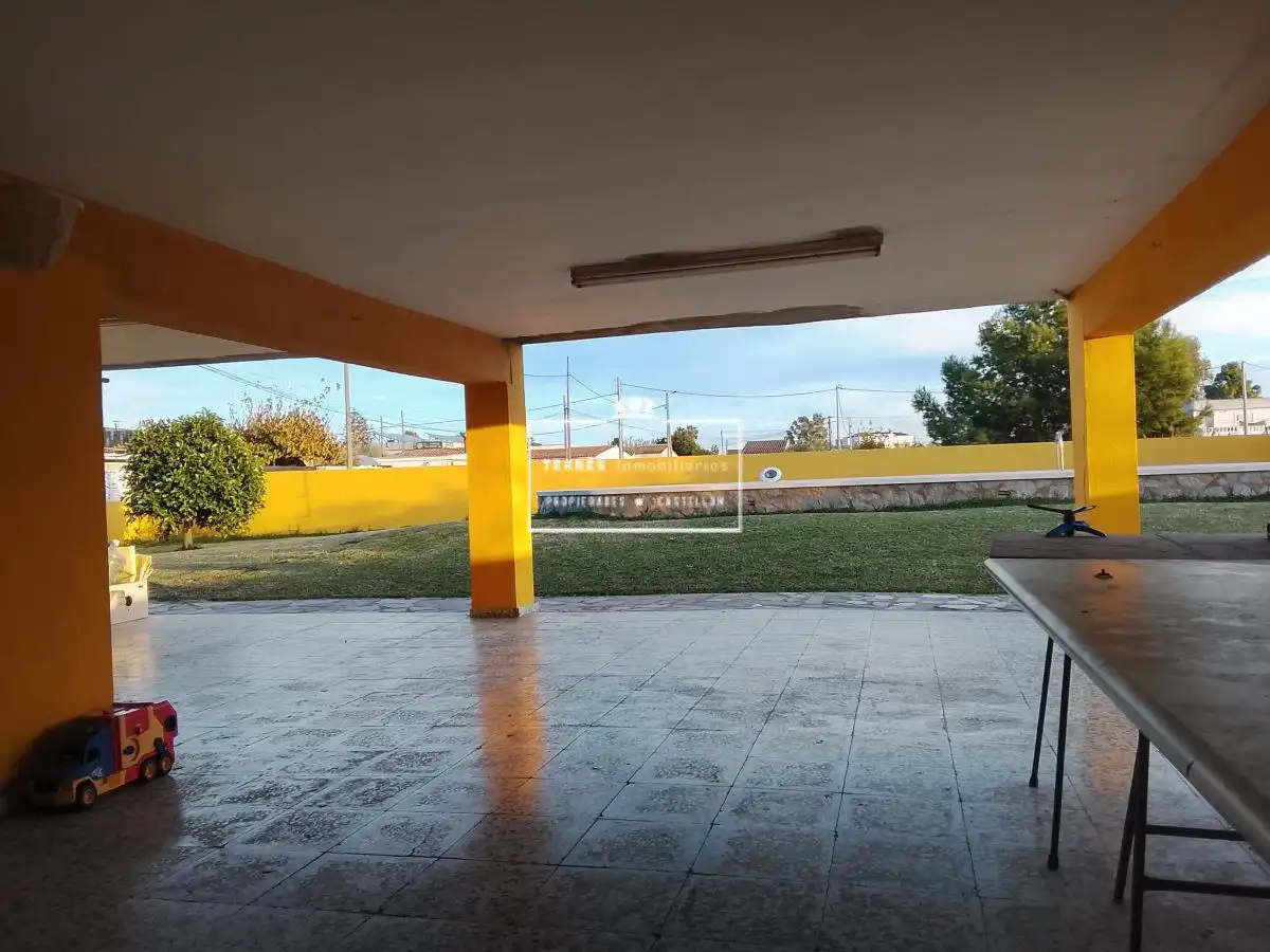 Terrassa de Casa o xalet en venda en Castellón de la Plana / Castelló de la Plana amb Calefacció, Terrassa i Moblat