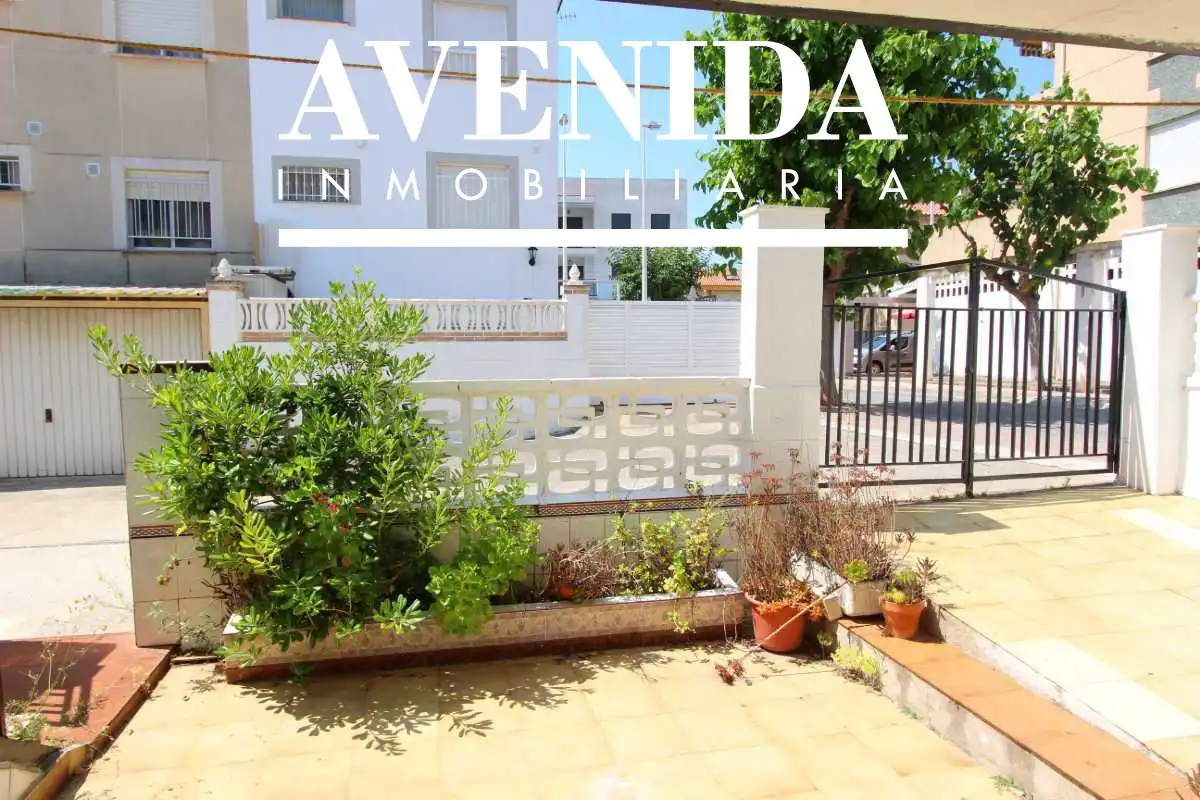 Garden of Houses for sale in Oropesa del Mar / Orpesa  with Air Conditioner and Terrace