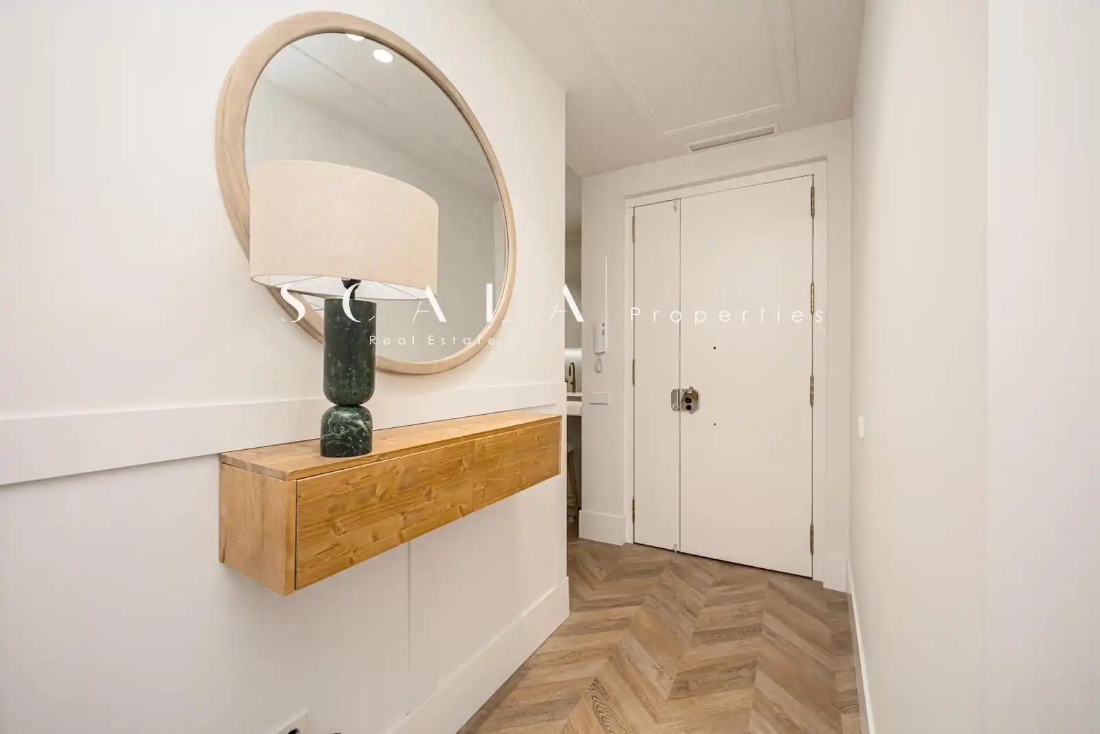 Wohnung zur Miete in Madrid mit Klimaanlage, Heizung und Terrasse