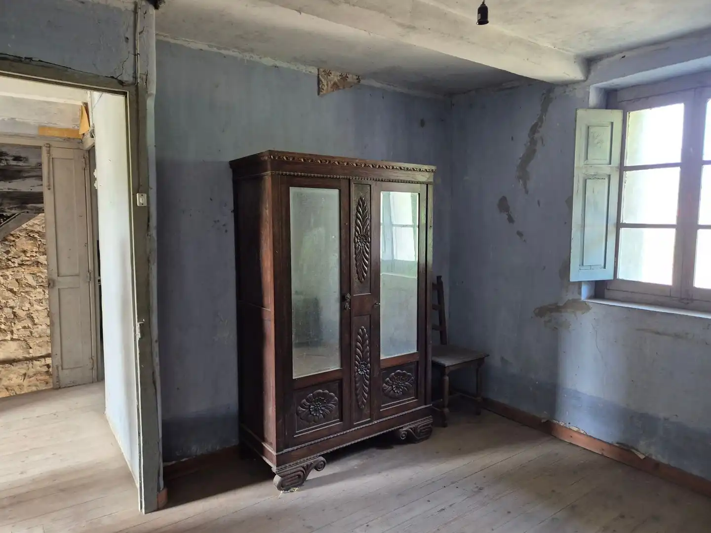 Houses for sale in Nava  with Storage room and Swimming Pool