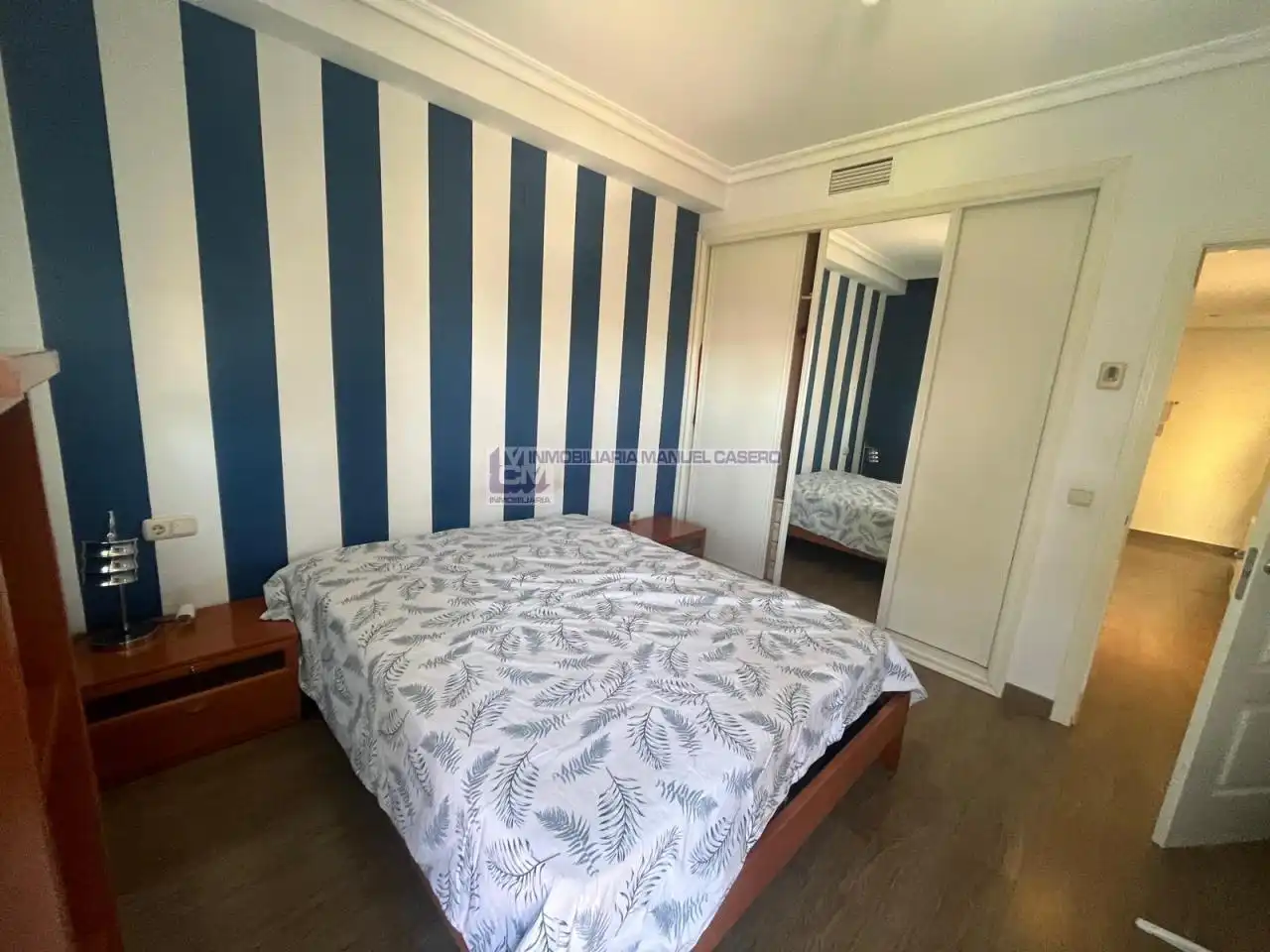 Dormitori de Casa adosada en venda en Cáceres amb Calefacció, Terrassa i Traster