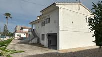 Vista exterior de Casa o xalet en venda en  Madrid Capital amb Aire condicionat, Jardí privat i Terrassa