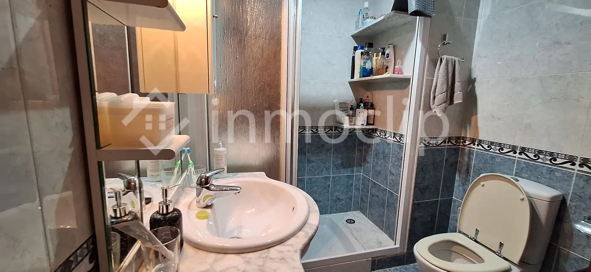 Baño de Piso en venta en Salamanca con Calefacción