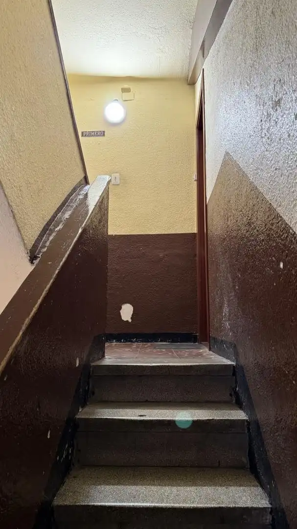Gebäude zum Verkauf in Esplugues de Llobregat