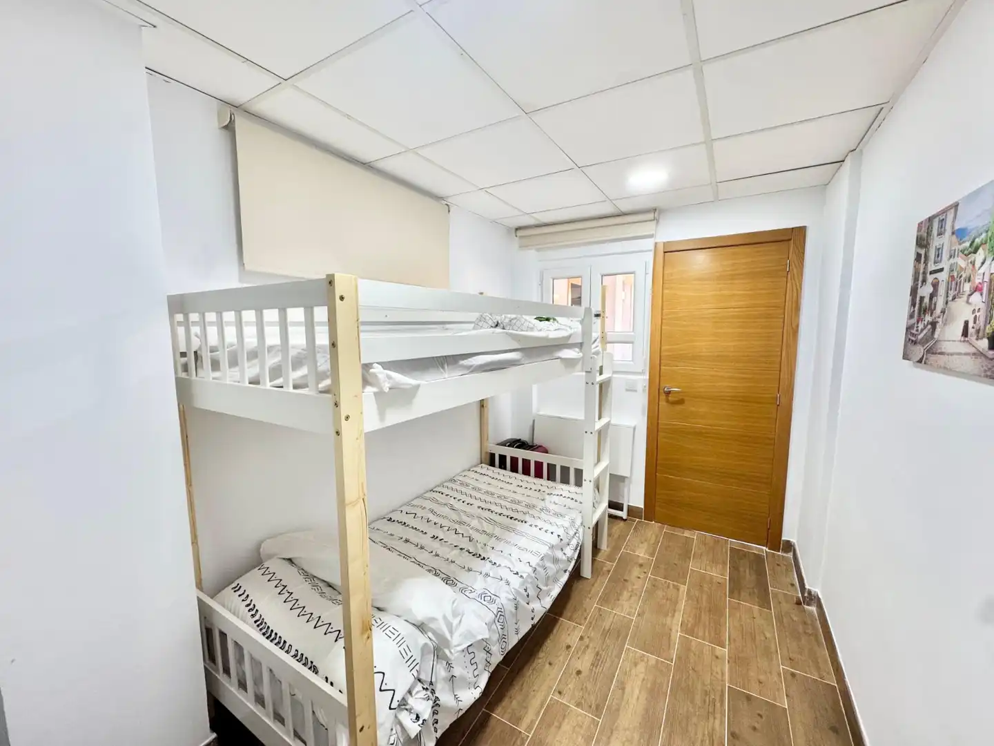 Dormitori de Apartament de lloguer en Guardamar del Segura amb Aire condicionat, Moblat i Rentadora