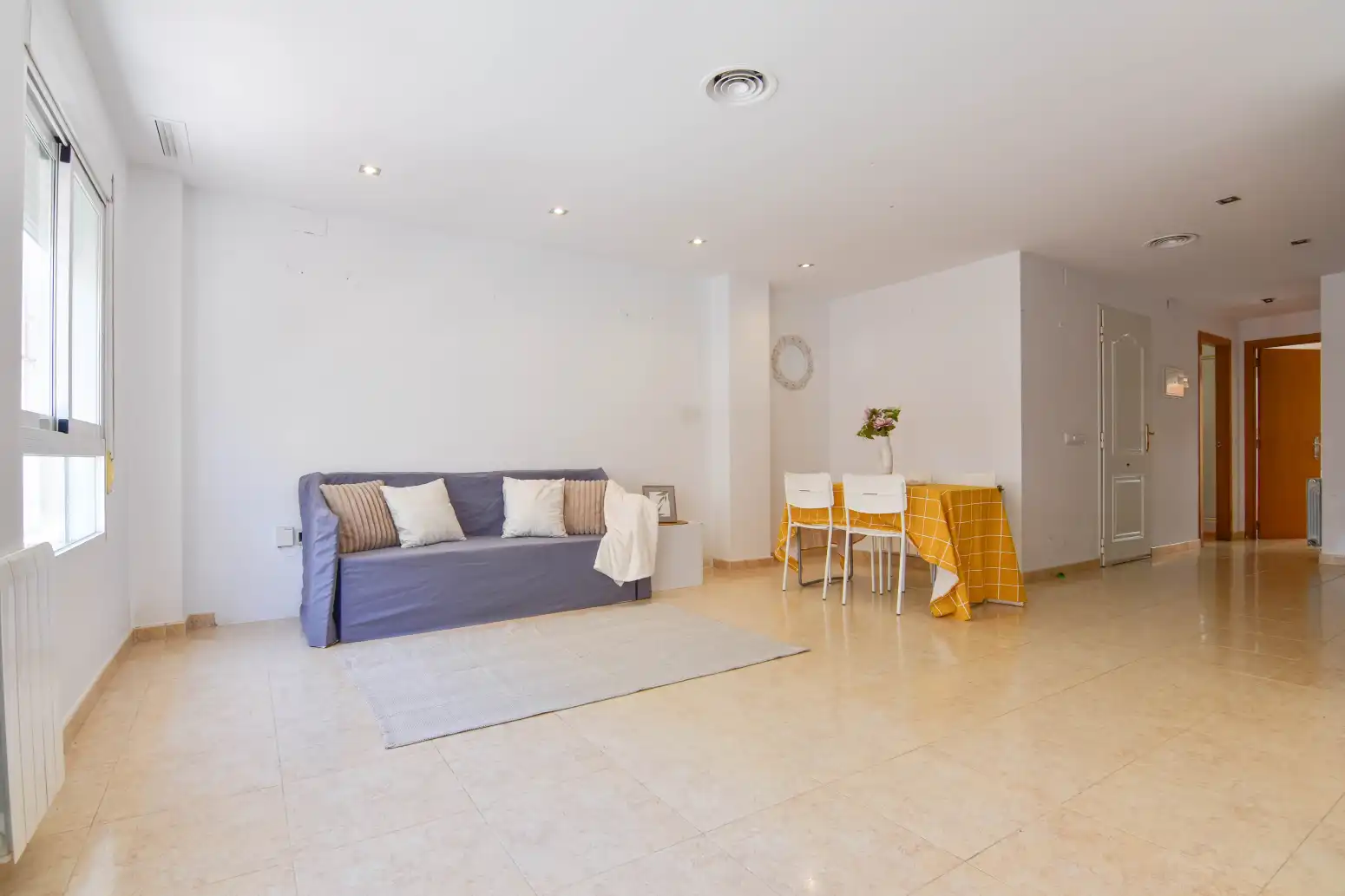 Bedroom of Detached homes for sale in Emperador  with Heating, Terrace and Balcony