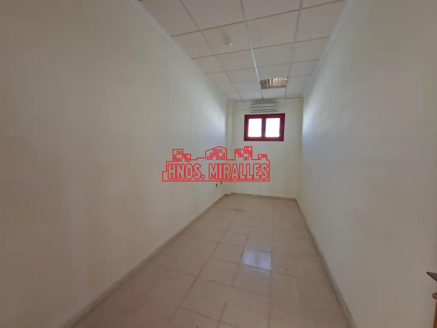 Ufficio con ascensore in affitto a Las Bayas, imagen 5