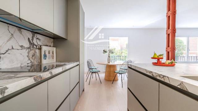 Piso en Venta en Goya en Los Cármenes