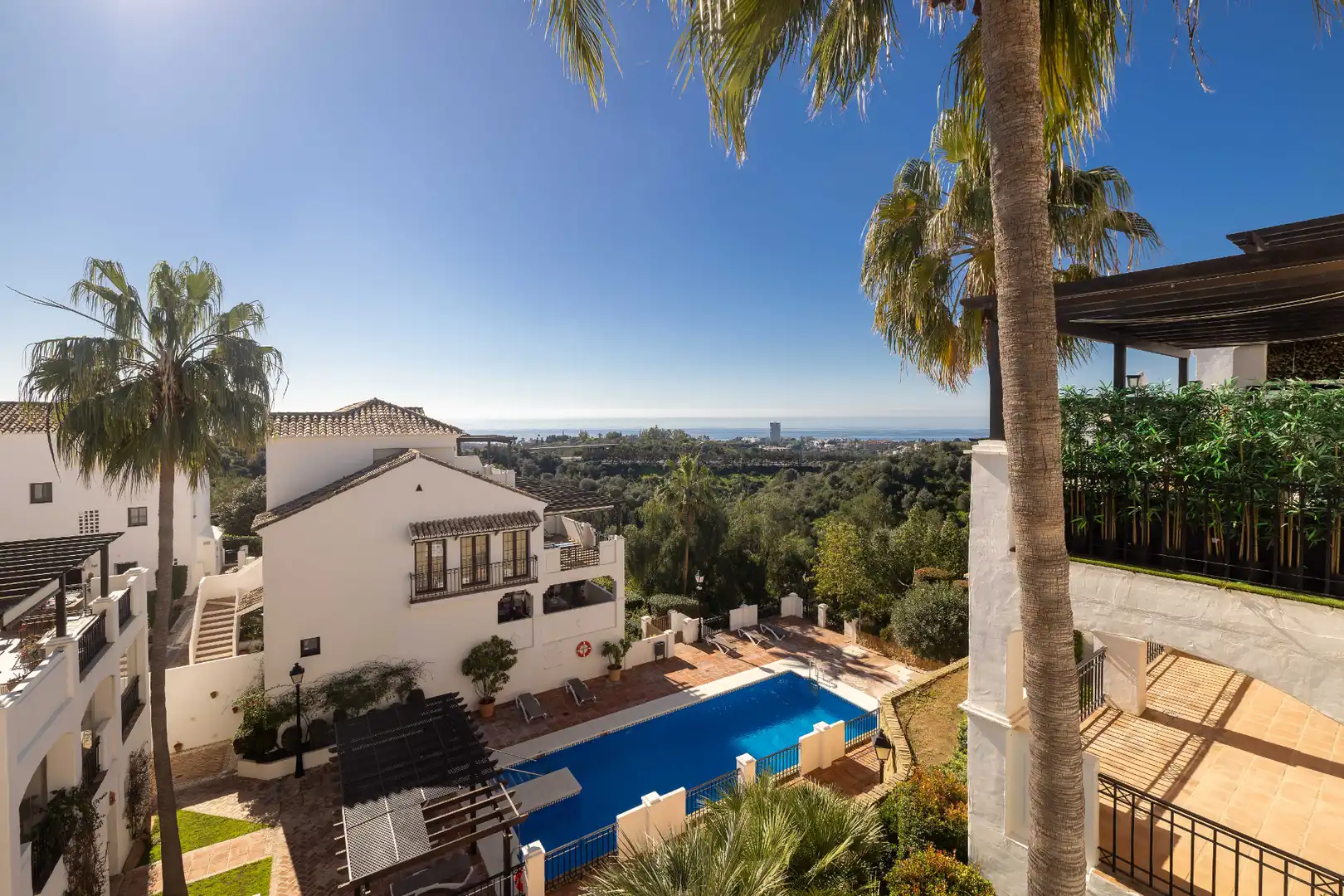 Exterior view of Attic for sale in Marbella  with Air Conditioner, Heating and Terrace