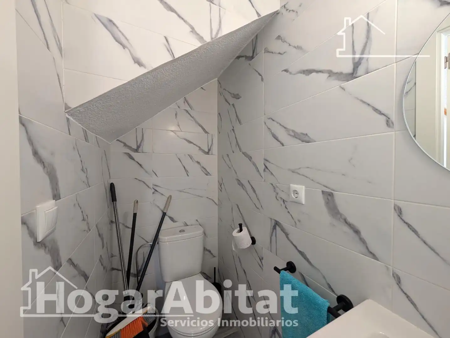 Baño de Casa adosada en venta en Santa Pola con Aire acondicionado, Calefacción y Terraza