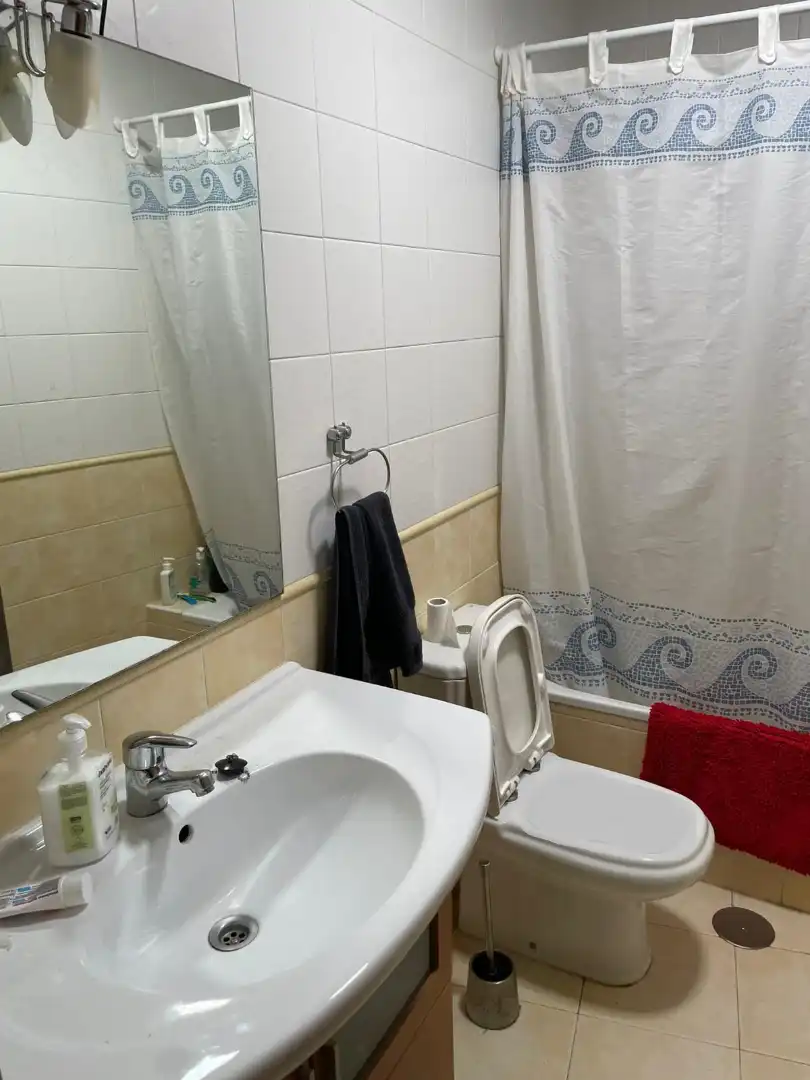 Bathroom of Flat for sale in Tudela de Duero  with Heating, Parquet flooring and Furnished