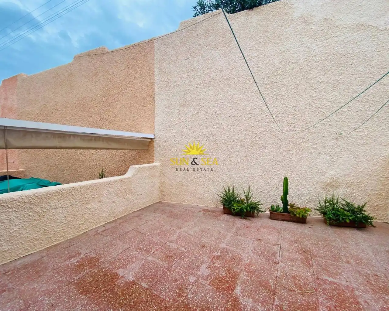 Vista exterior de Casa o xalet de lloguer en Torrevieja amb Aire condicionat, Calefacció i Forn