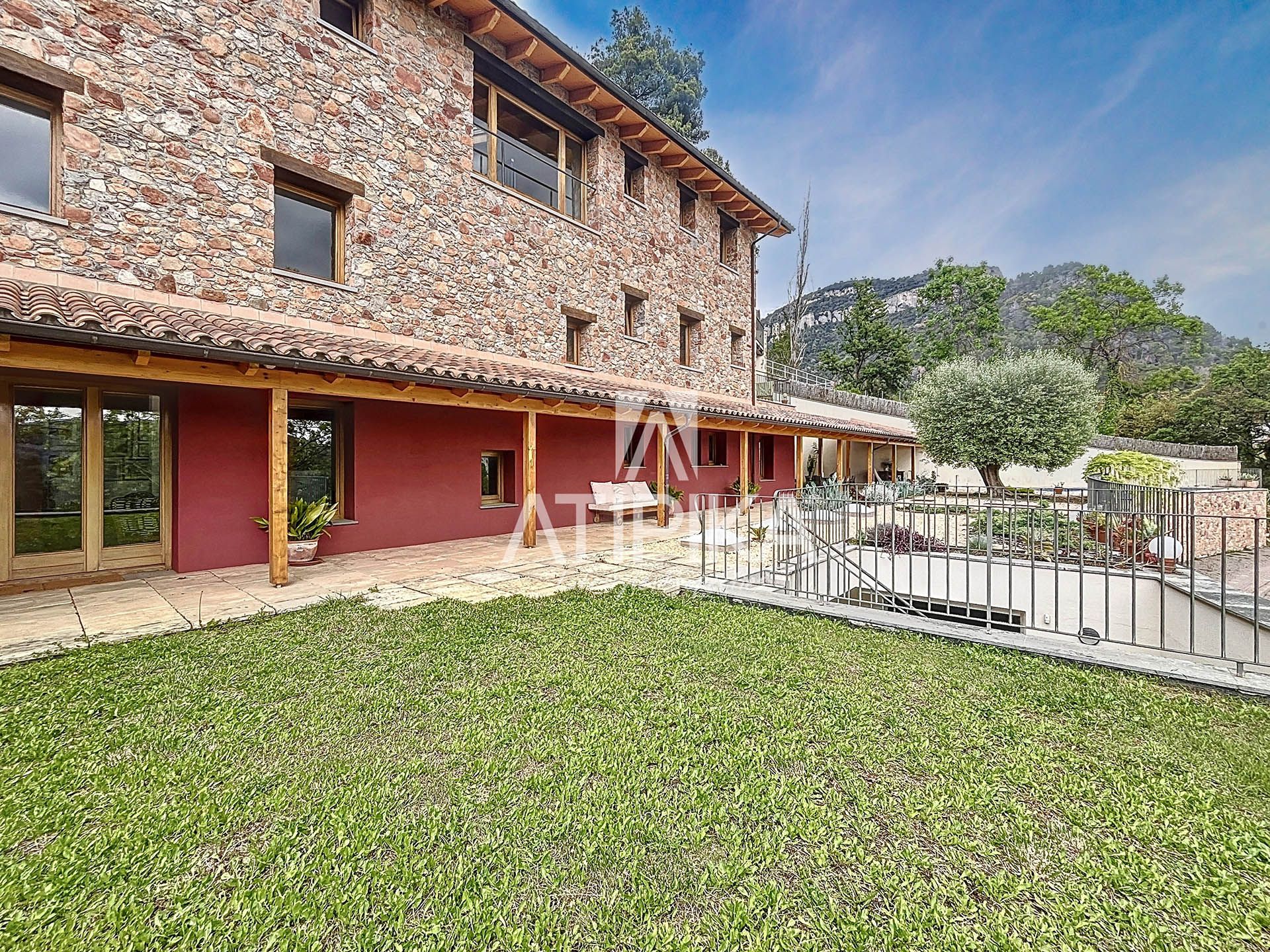 Vista exterior de Casa o xalet en venda en Gallifa amb Calefacció, Terrassa i Traster