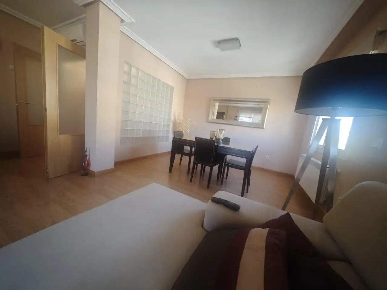 Sala de estar de Piso en venta en Plasencia con Aire acondicionado, Terraza y Amueblado