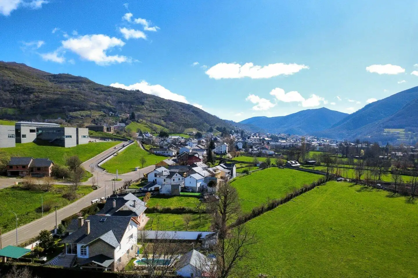 Xalet en venda a Villablino, imagen 8