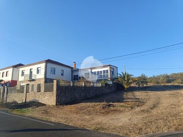 Doppelhaushälfte zum Verkauf in Xunqueira de Ambía