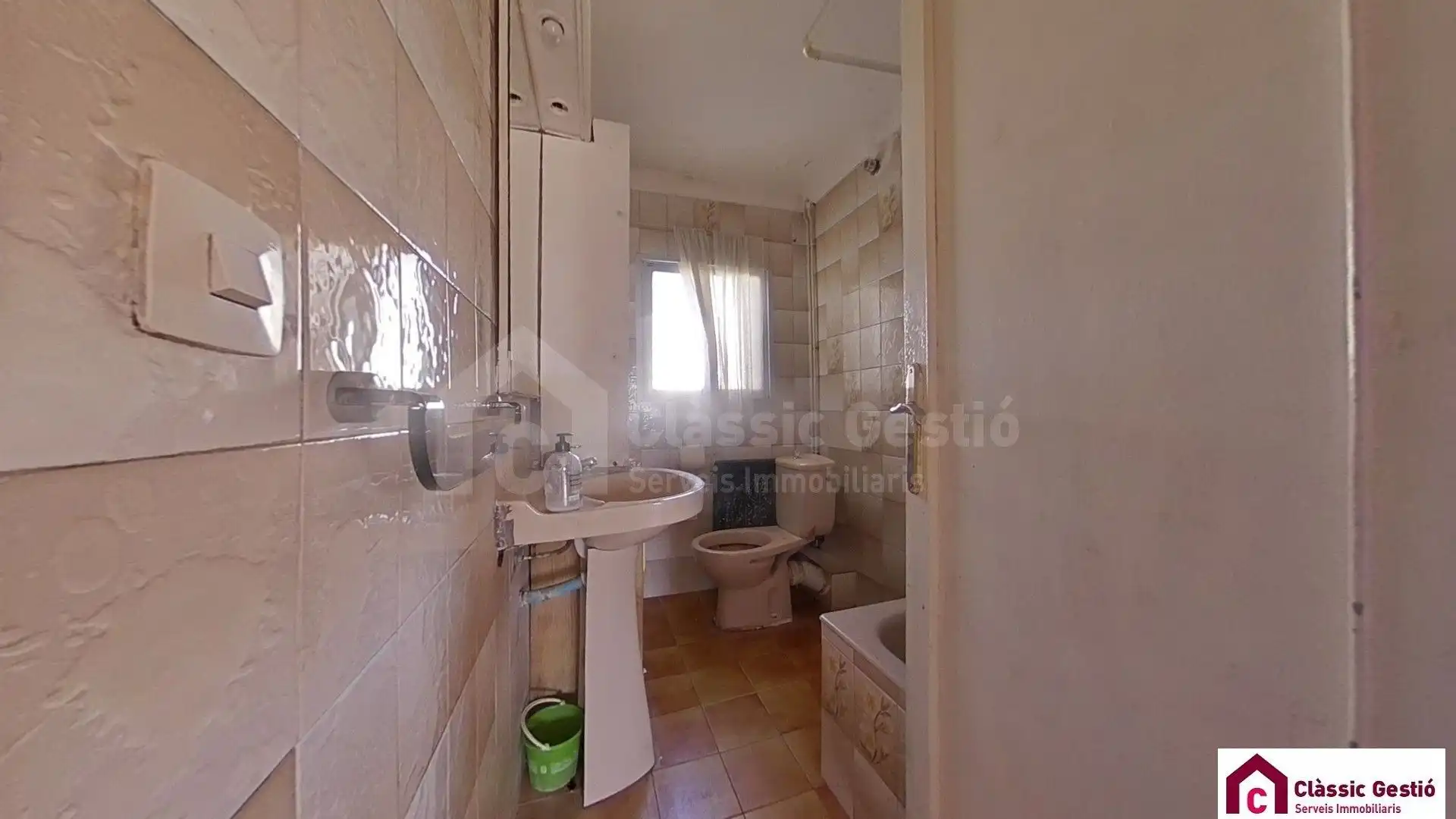 Baño de Piso en venta en Igualada