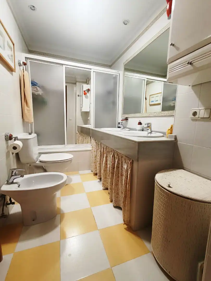 Baño de Piso en venta en El Puerto de Santa María con Aire acondicionado