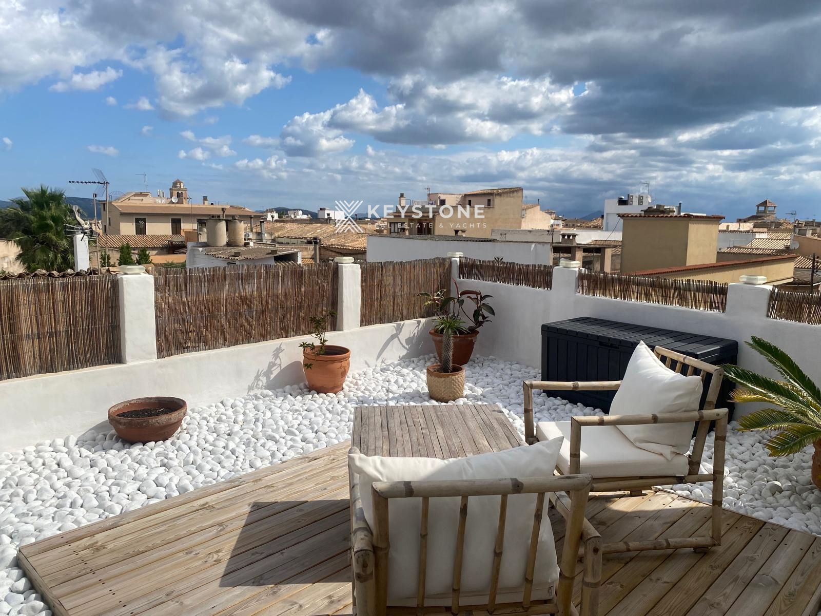 Terrassa de Pis de lloguer en Muro amb Calefacció, Terrassa i Moblat