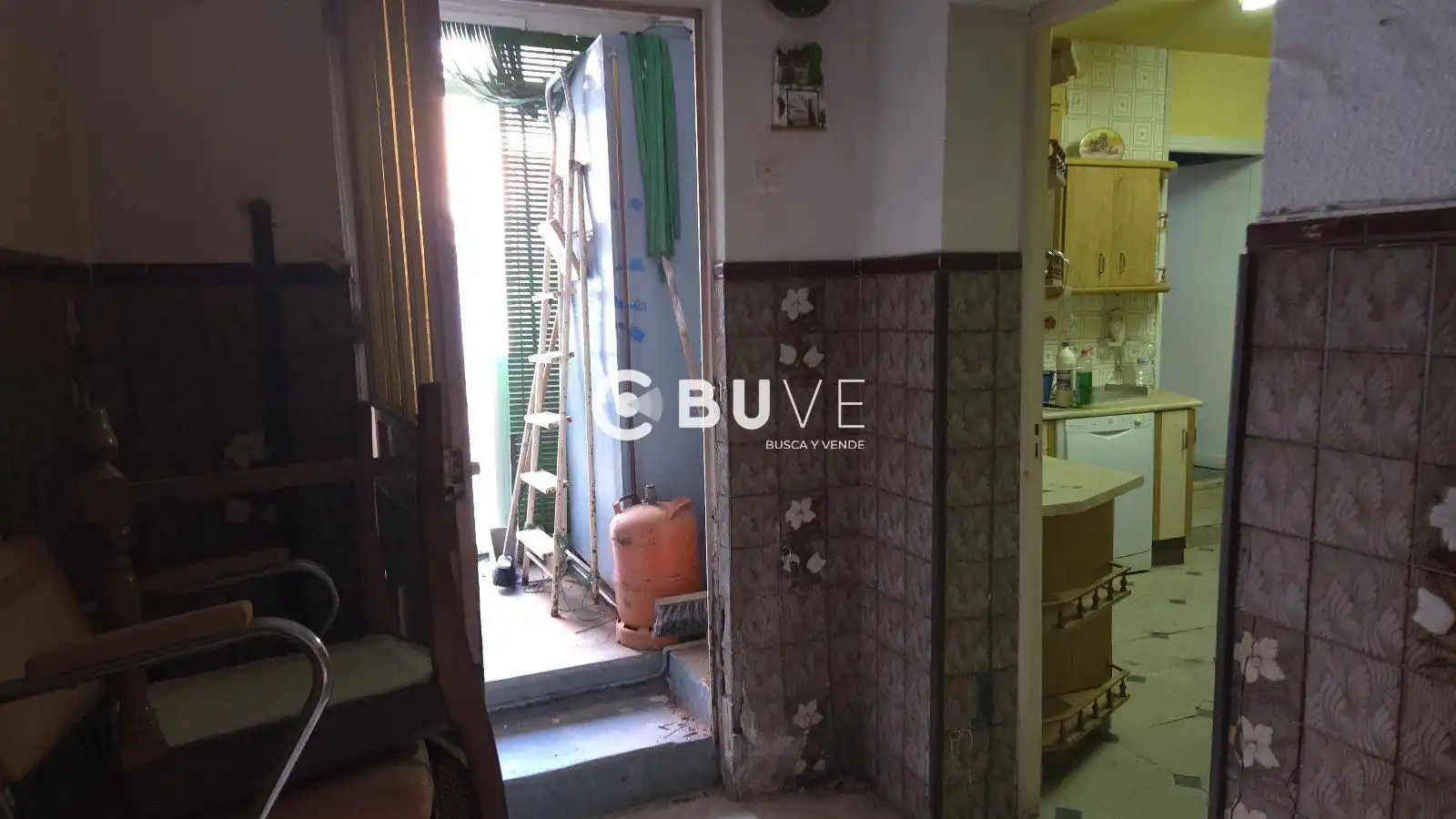 Cuina de Casa o xalet en venda en Miguel Esteban amb Jardí privat