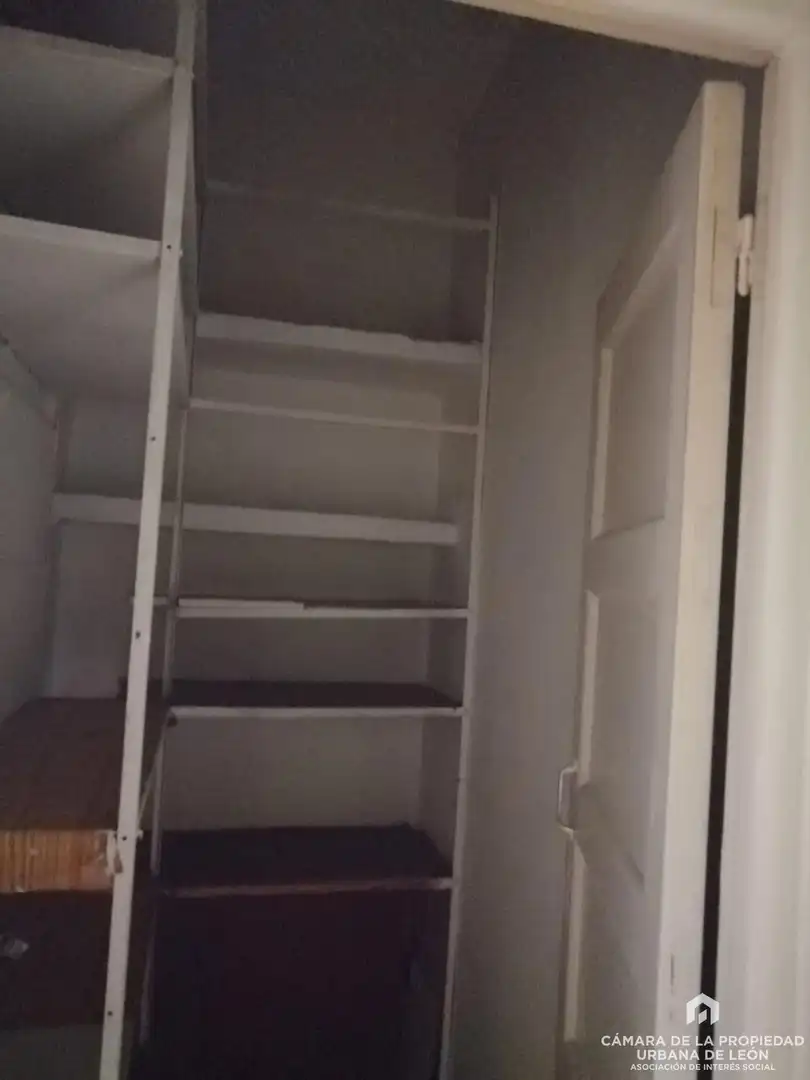 Schlafzimmer von Einfamilien-Reihenhaus zum Verkauf in San Andrés del Rabanedo
