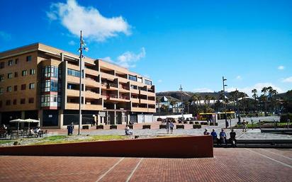 Außenansicht von Wohnungen miete in Las Palmas de Gran Canaria mit Klimaanlage, Abstellraum und Möbliert