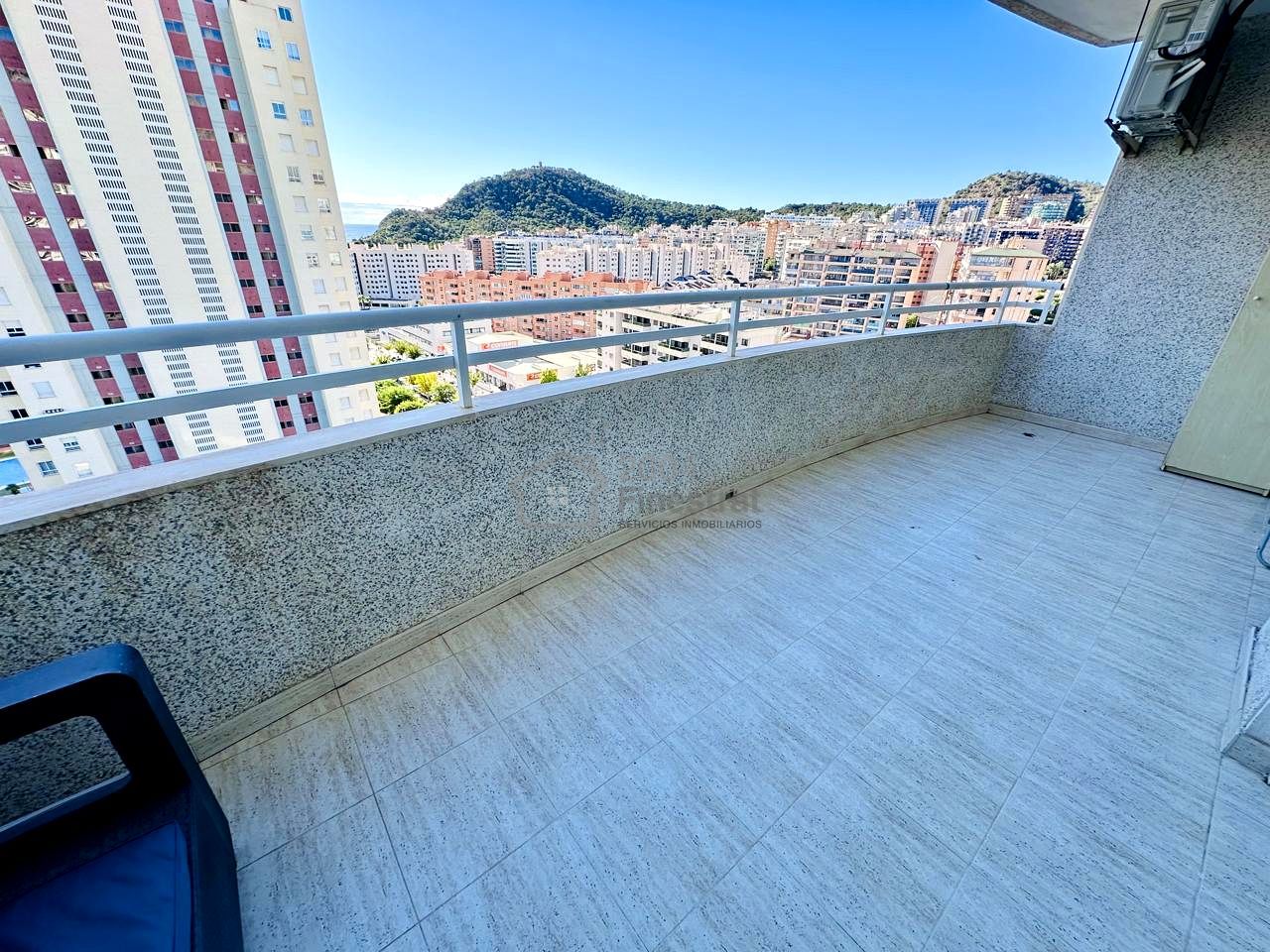 Terrassa de Apartament en venda en Villajoyosa / La Vila Joiosa amb Aire condicionat, Terrassa i Moblat