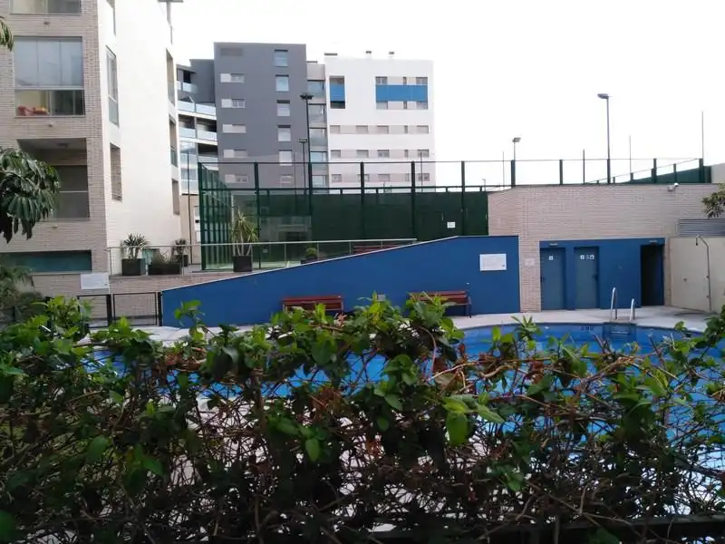 Piscina de Planta baja en venta en Almería con Aire acondicionado, Terraza y Trastero