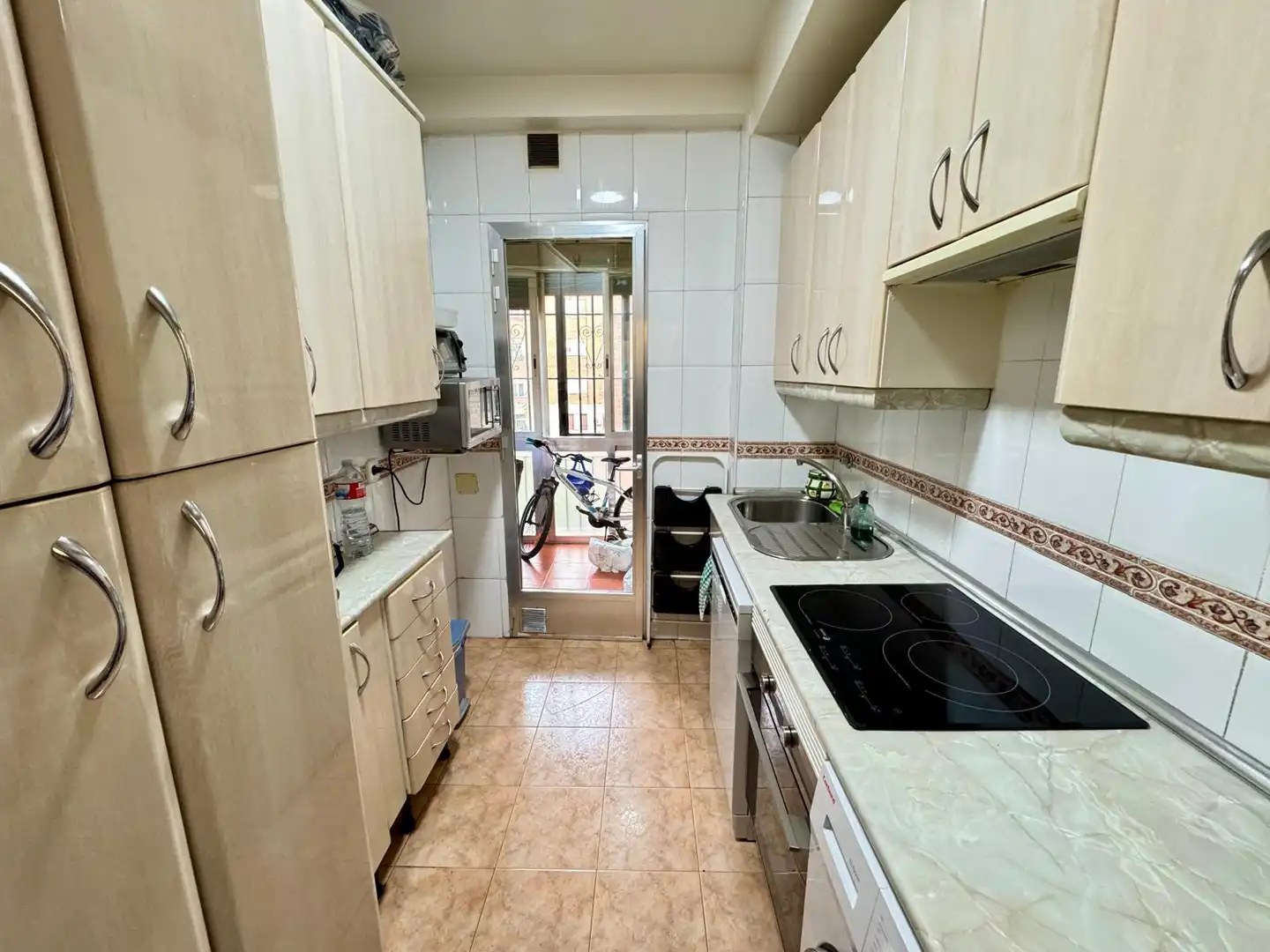 Kitchen of Flat for sale in Madrid  with Air Conditioner, Heating and Terrace