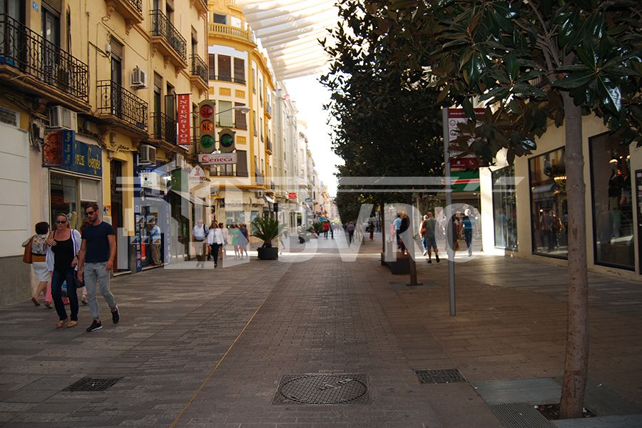 Vista exterior de Local de lloguer en  Córdoba Capital amb Aire condicionat