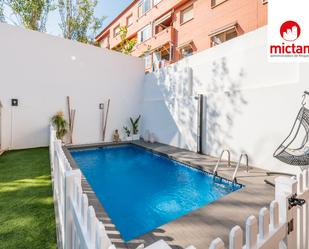 Swimming pool of Flat for sale in Sant Just Desvern  with Heating, Private garden and Parquet flooring