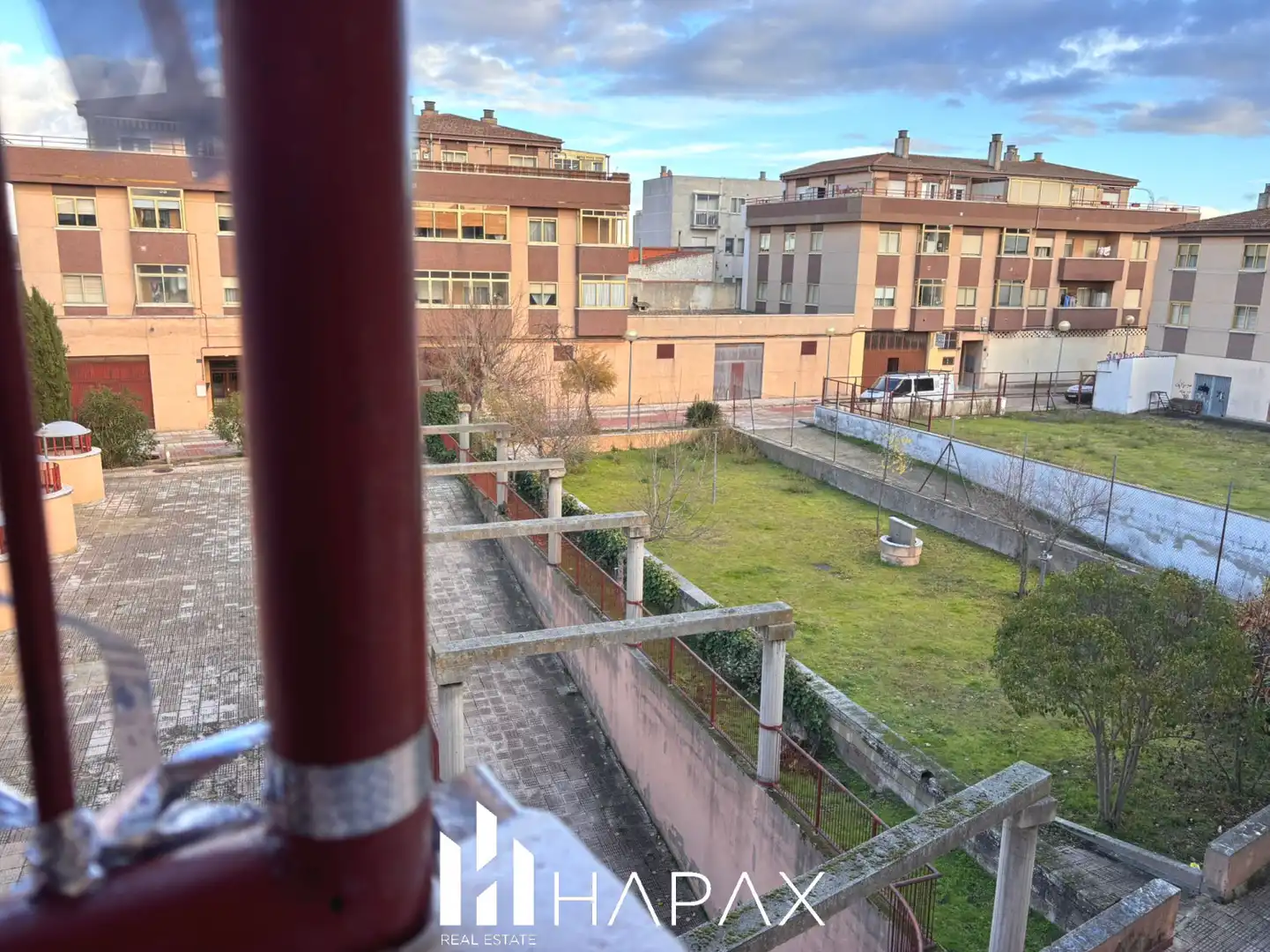 Vista exterior de Pis en venda en Salamanca amb Calefacció, Terrassa i Traster