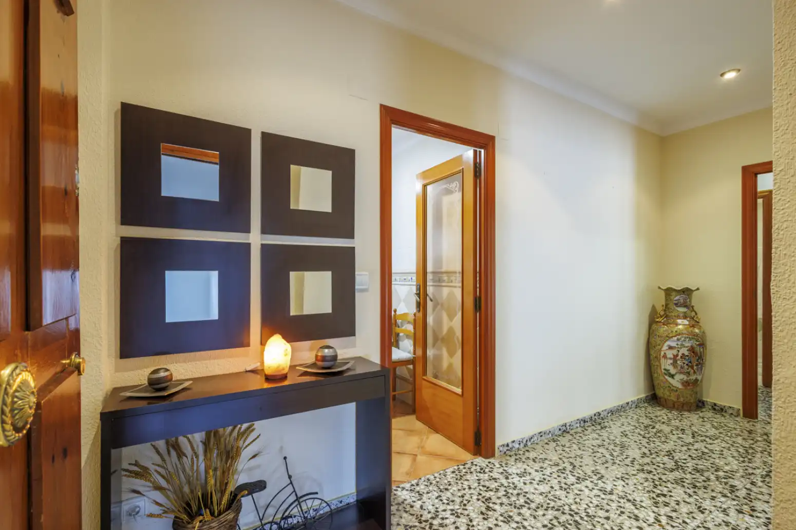 Einfamilien-Reihenhaus zum Verkauf in Carlet mit Terrasse und Balkon