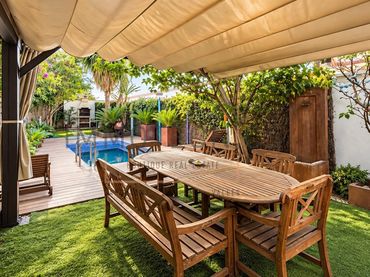 Casa a schiera con balcone in vendita a Canet de Mar