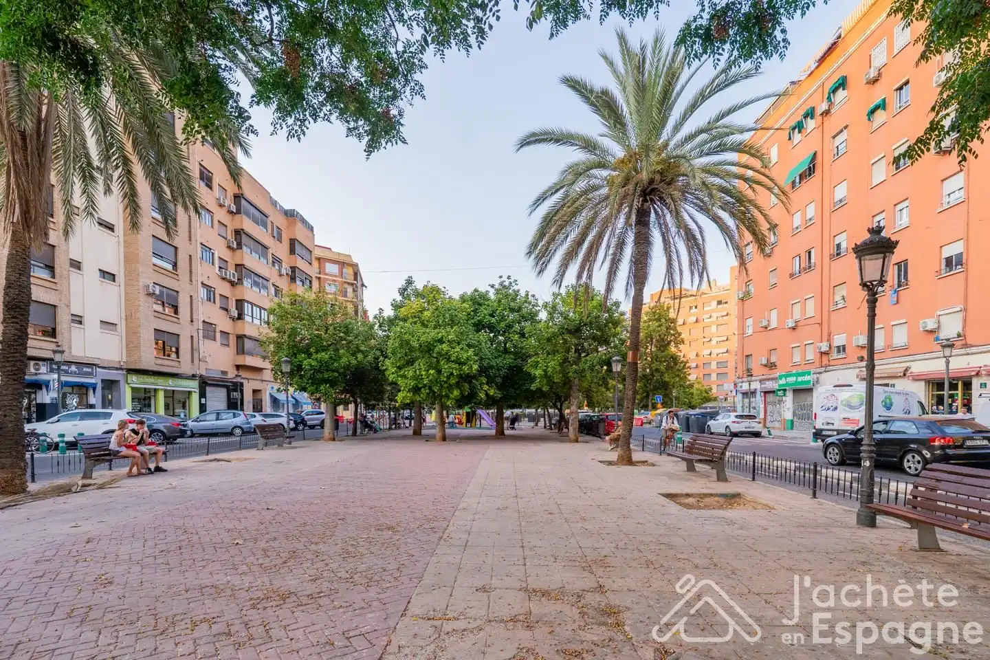 Exterior view of Flat for sale in Valencia  with Heating