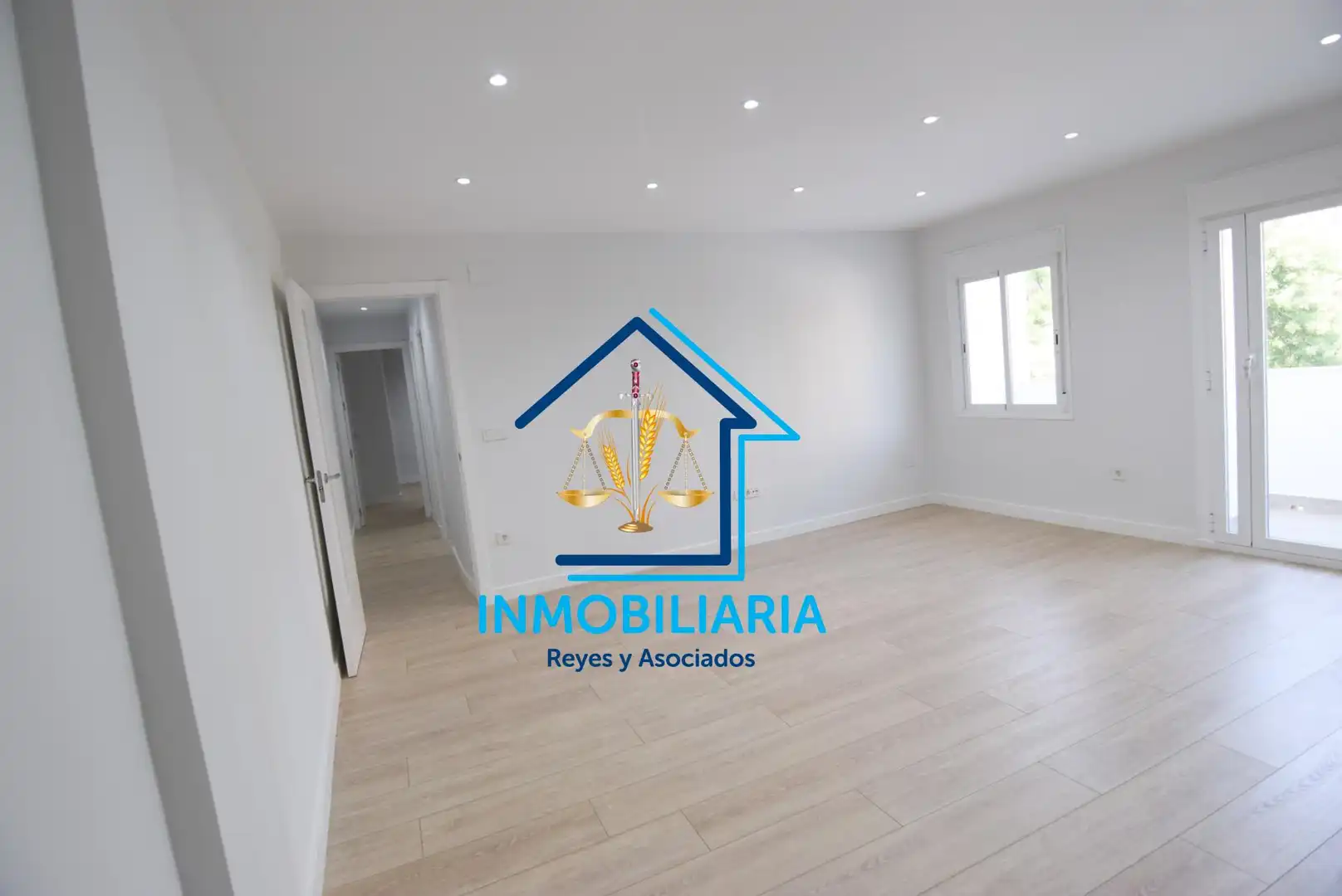 Flat for sale in Córdoba  with Air Conditioner and Heating