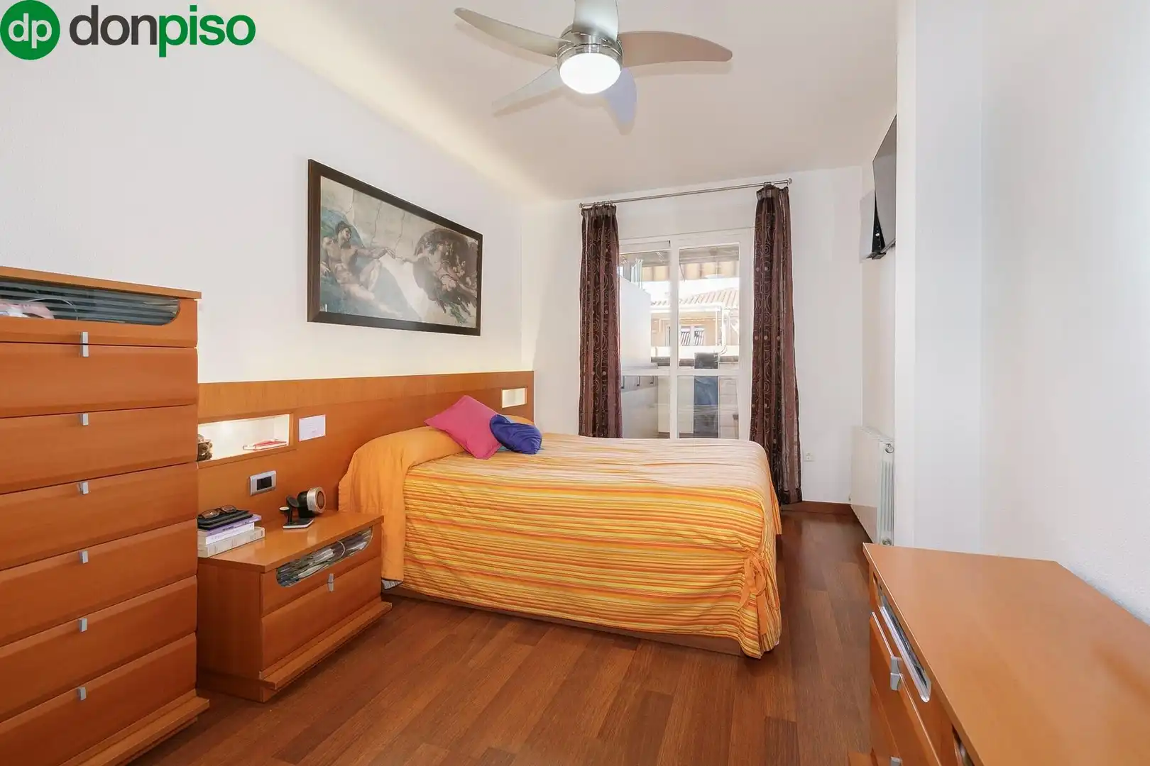 Habitación de Ático en venta en Armilla con Aire acondicionado, Terraza y Trastero